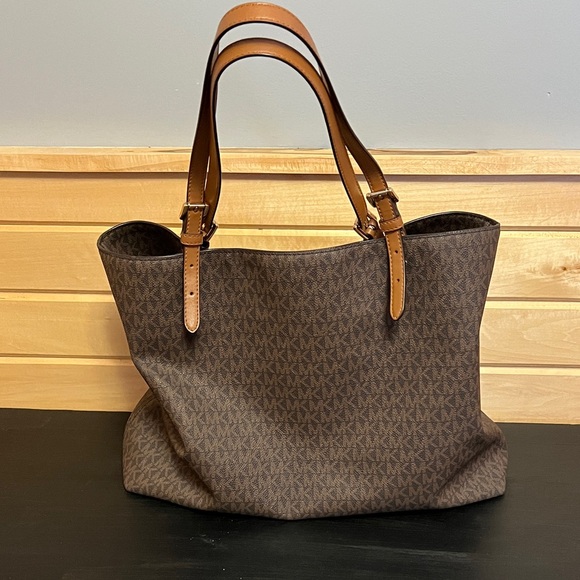 Michael Kors Signature Brown Tote - Picture 3 of 12